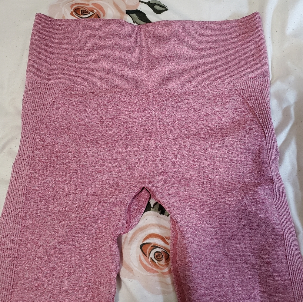 ECHT Arise Scrunch Legging Dupe